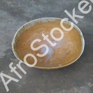 Calebasse africaine naturelle brute : récipient traditionnel en artisanat africain