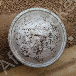 grand couvercle de marmite africain en terre cuite ustensile cuisine africaine traditionnel