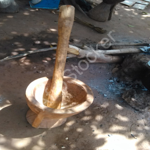 Pilon Mortier Afrique – Traditional African Tool
