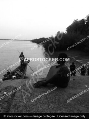 Enfant au Port Africain — Vie Portuaire Afrique Ouest