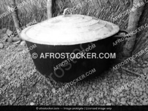 Grande Marmite Africaine — Cuisine Communautaire Traditionnelle