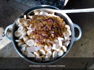 Préparation de Sauce en Marmite — Gastronomie Africaine Préparation de Sauce en Marmite — Gastronomie Africaine