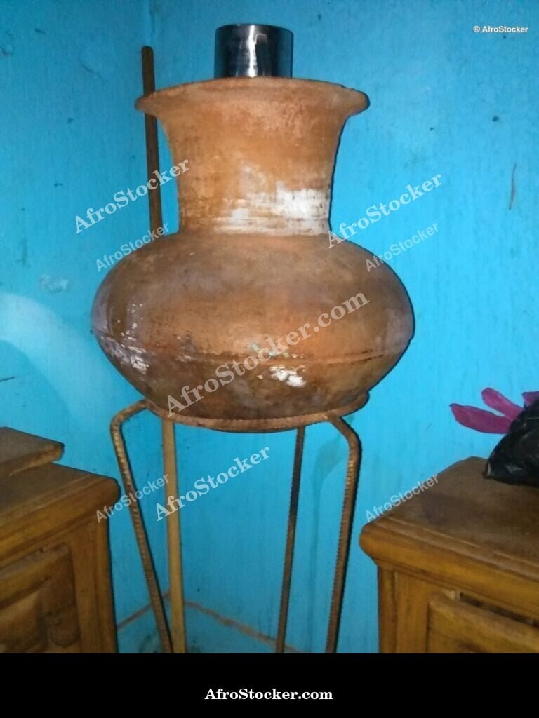 African Canari for Drinking Water, Traditional Use