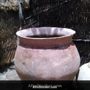 African Canari, Traditional Earthen Pottery