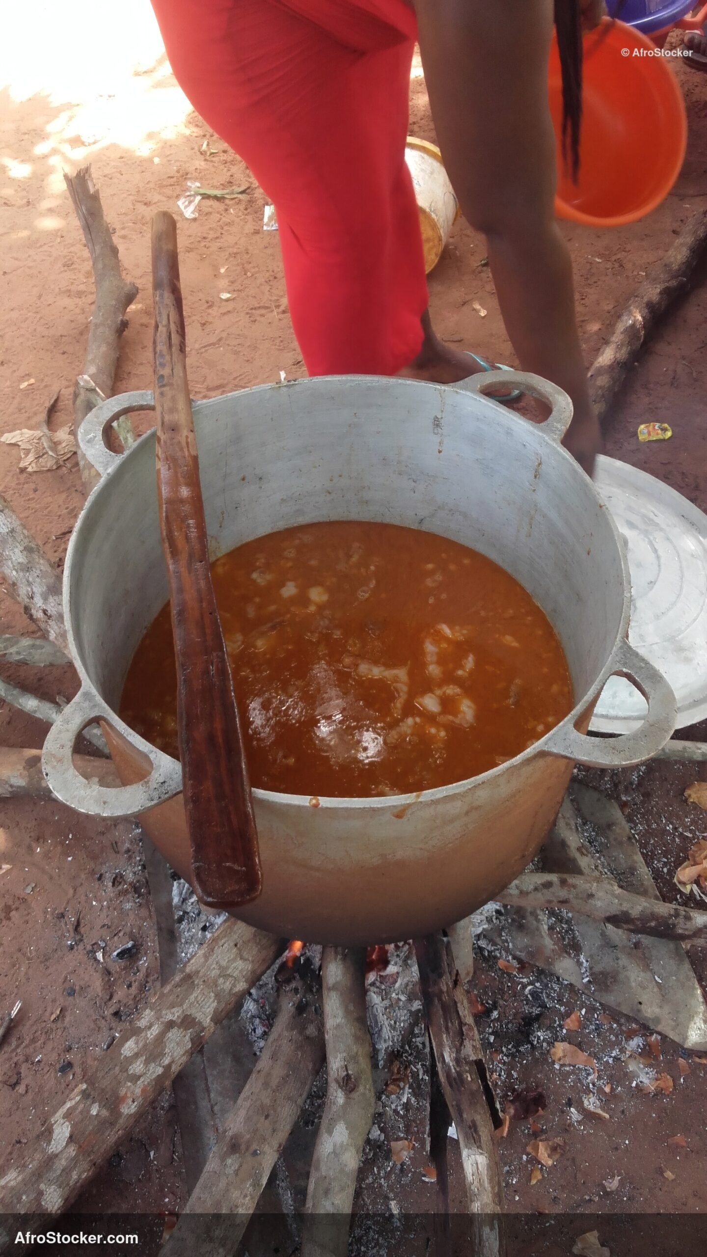 large cooking pot village kitchen africa