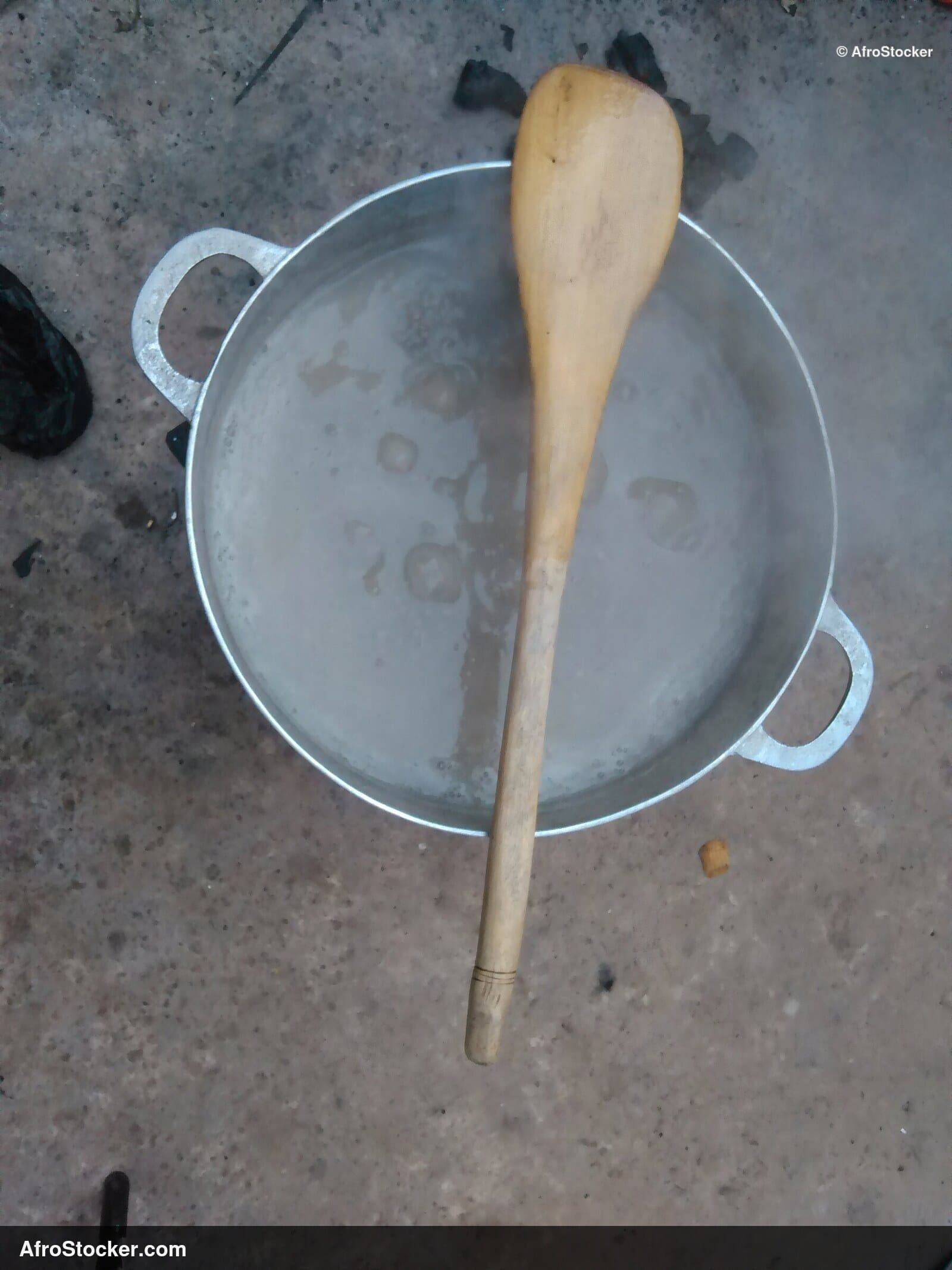 Boiling Pot, Traditional African Cooking - AfroStocker