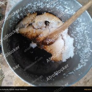 African Rice Gratin in Cooking Pot - AfroStocker