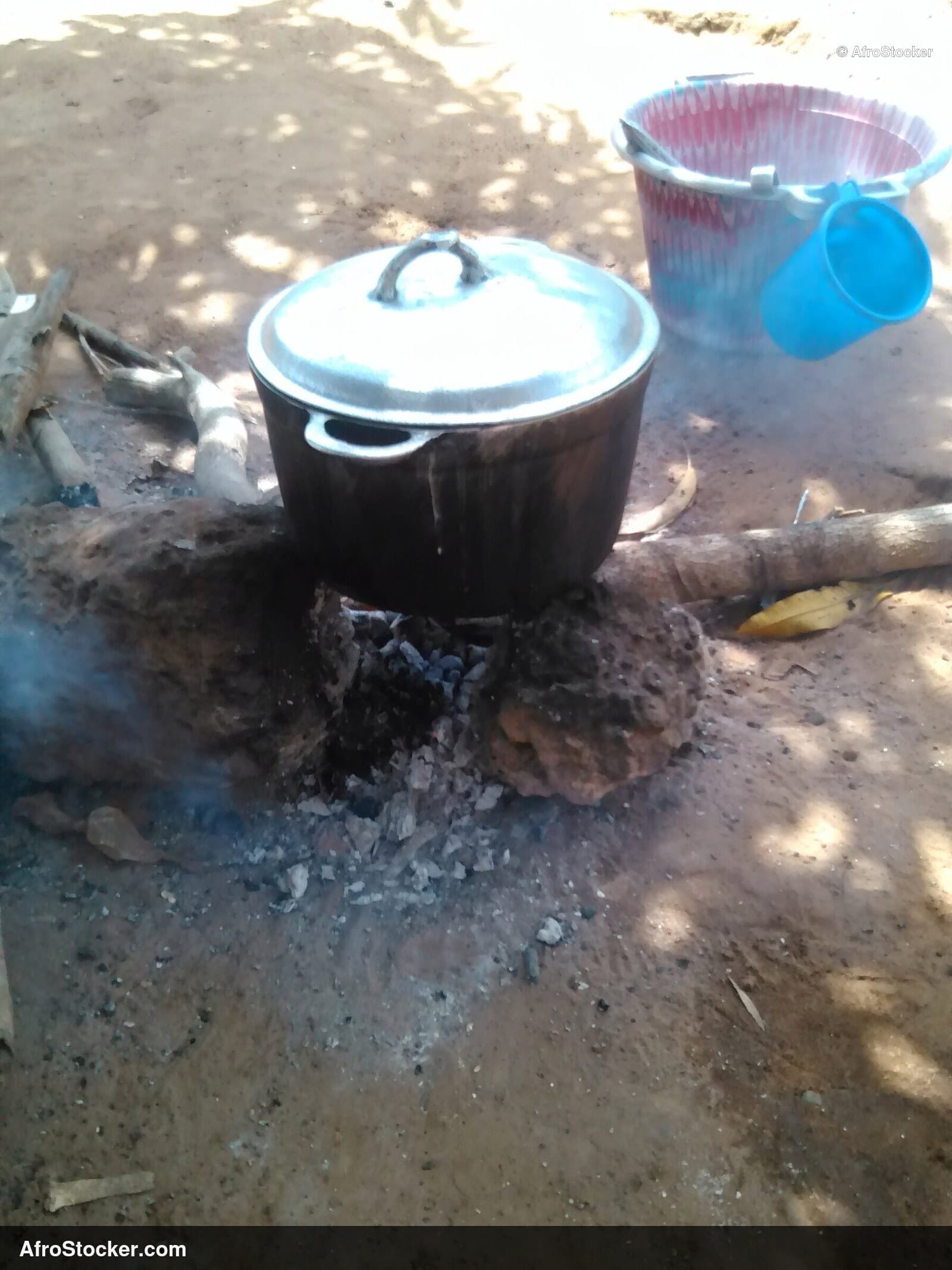 Traditional African Cooking Pot Over Wood Fire - AfroStocker
