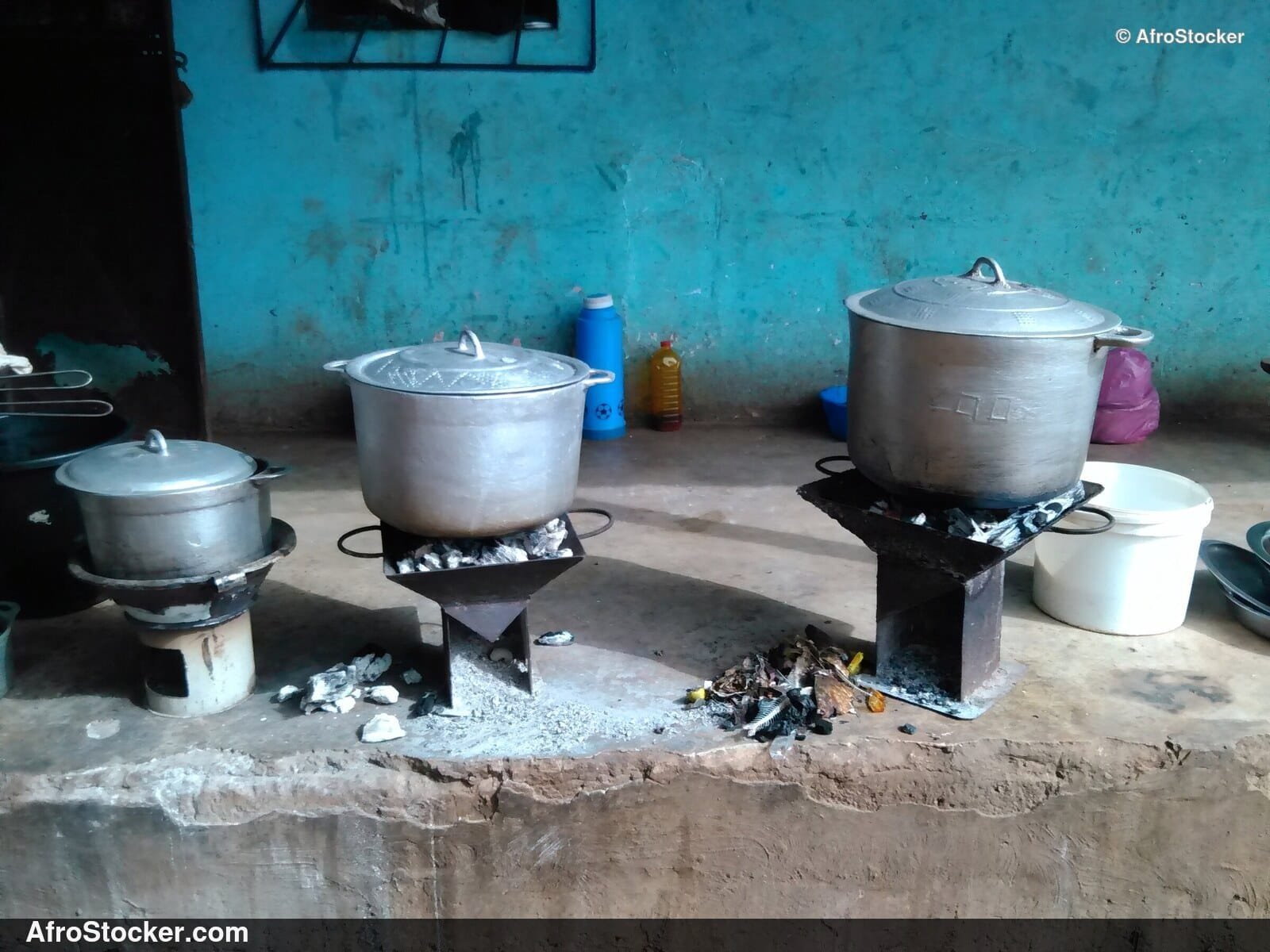 Multiple Pots Over Fire, African Cooking - AfroStocker