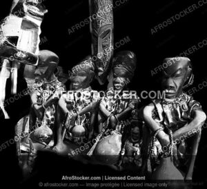 Wall Art B&W - Masque Cérémoniel Africain — Patrimoine Culturel Wall Art B&W Masque Cérémoniel Africain — Patrimoine Culturel