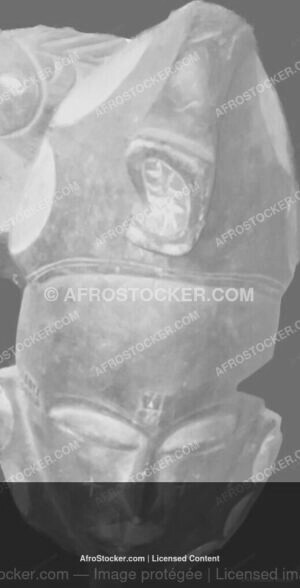 Wall Art Gold Masque Ritual Africain — Heritage Spirituel Afrique