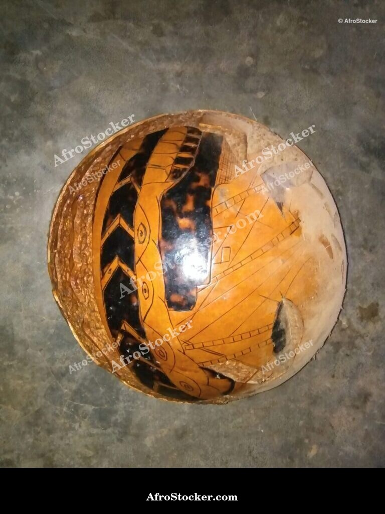 Calabash With Motifs West Africa / Calebasse avec Motifs Afrique Ouest | AfroStocker