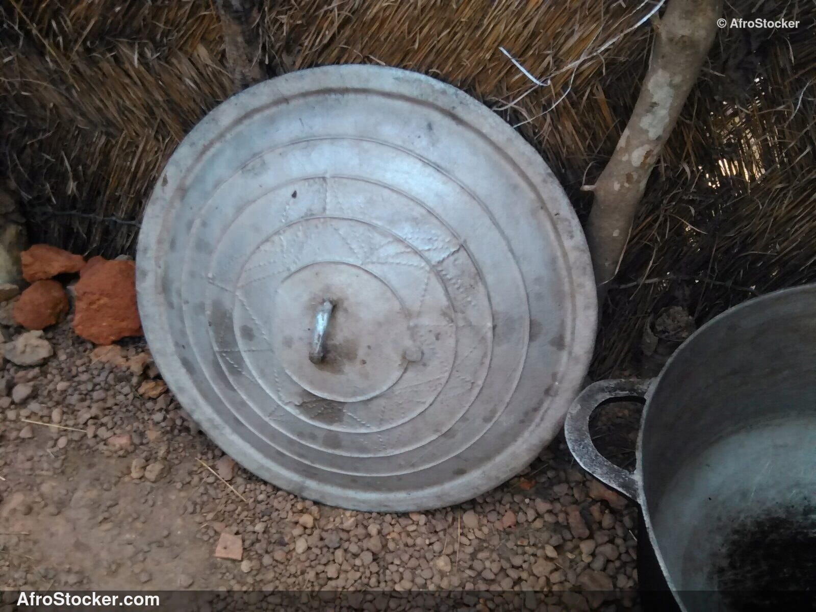 Large African Cooking Pot Lid | AfroStocker
