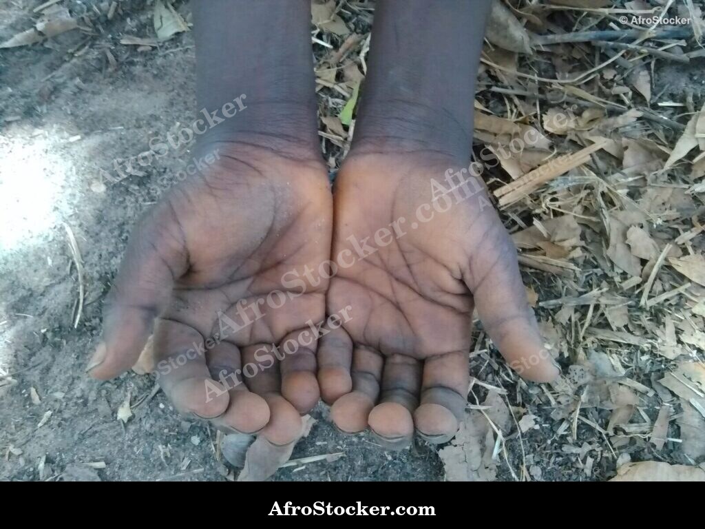 Hands African Portrait / Mains Portrait Africain | AfroStocker