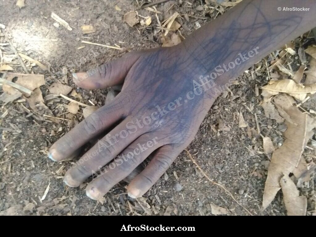 Child Hands West Africa / Mains Enfant Afrique Ouest | AfroStocker