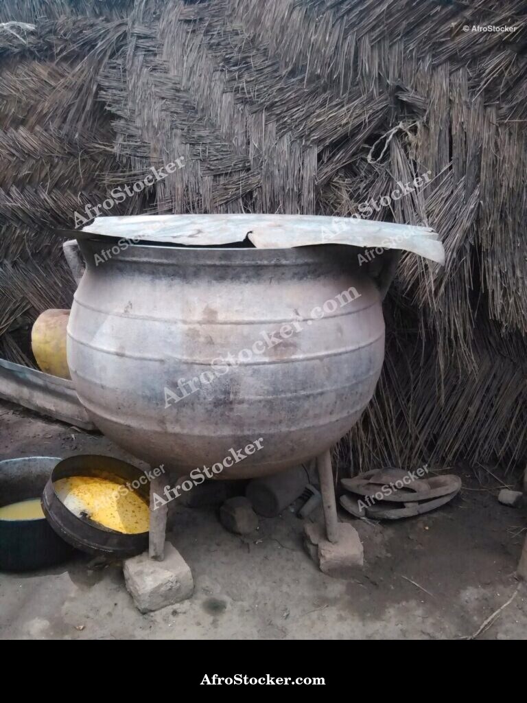 African Cast Iron Pot With Lid | AfroStocker