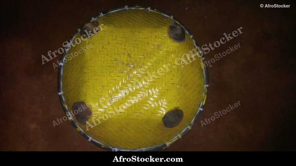 Woven Straw Tray West Africa / Plateau Paille Tressée Afrique Ouest | AfroStocker