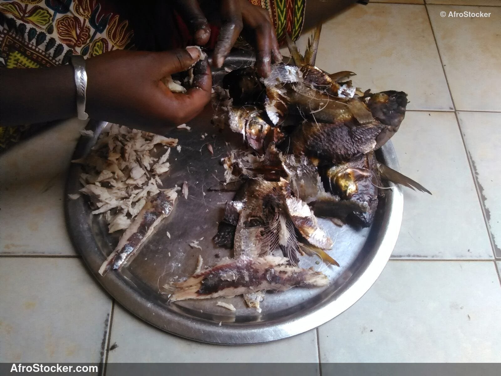 Smoked Dried Fish West Africa / Poissons Fumés Séchés Afrique de l'Ouest | AfroStocker