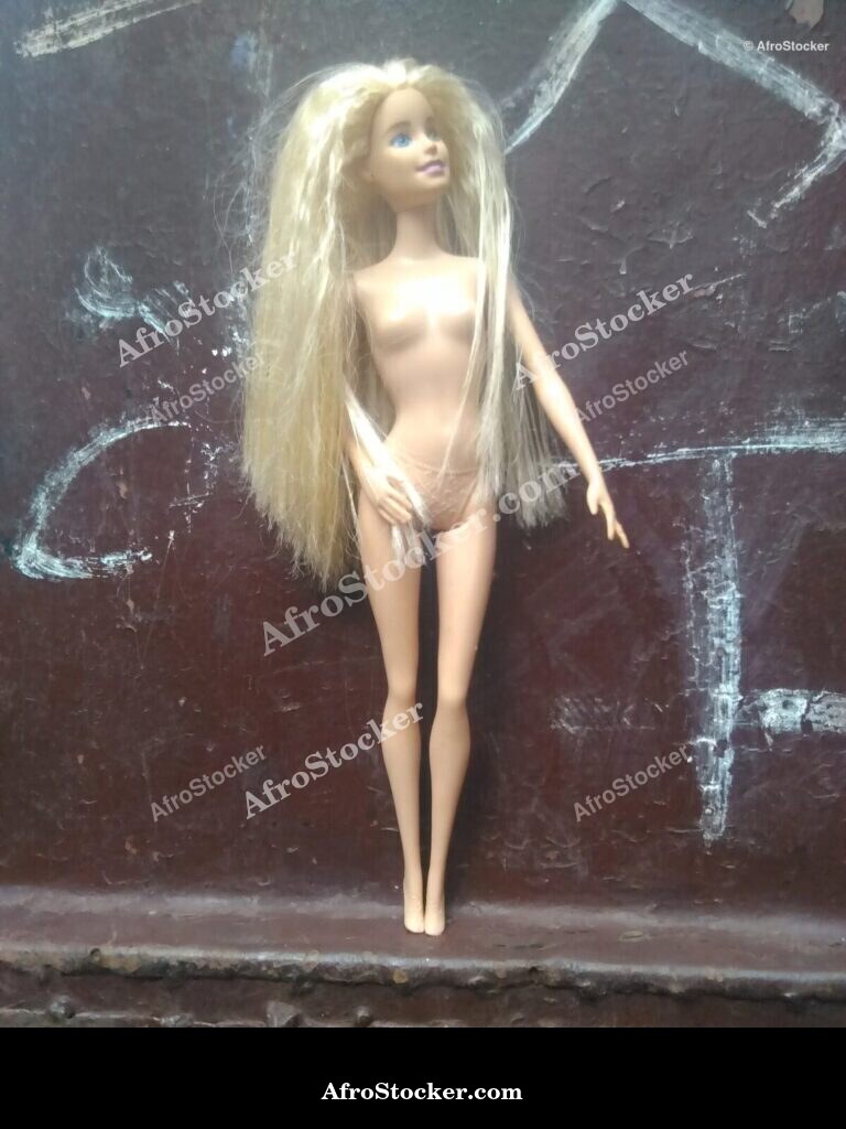 Traditional African Doll / Poupée Traditionnelle Africaine | AfroStocker