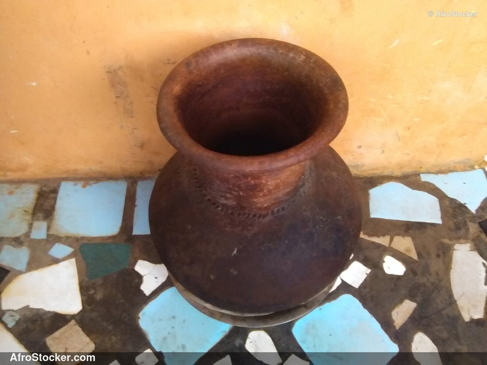 Handmade Clay Vessel Africa | AfroStocker