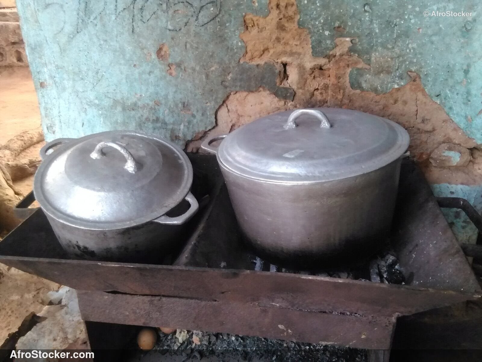 African Traditional Cooking Pot Utensil | AfroStocker