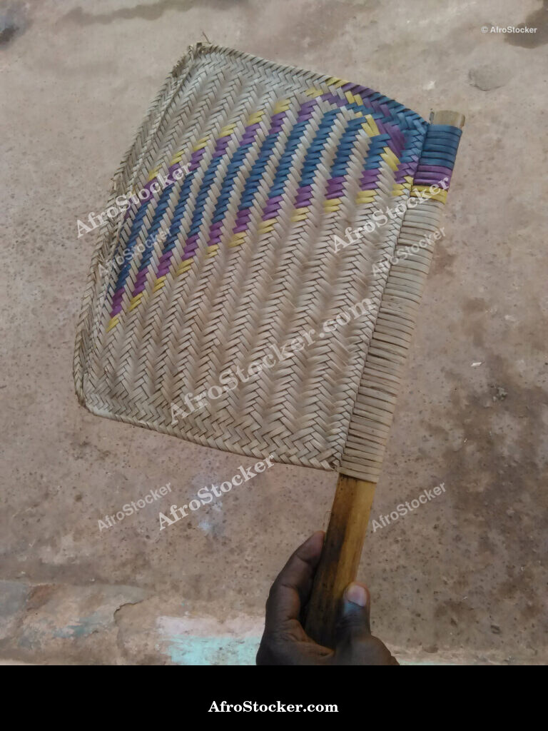 Traditional African Fan / Éventail Traditionnel Africain | AfroStocker